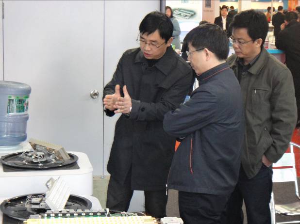 �۸����ʹ���