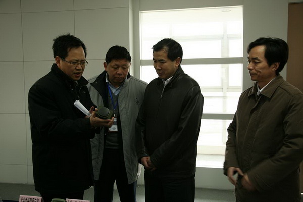 �۸����ʹ���