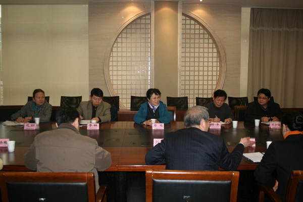 �۸����ʹ���