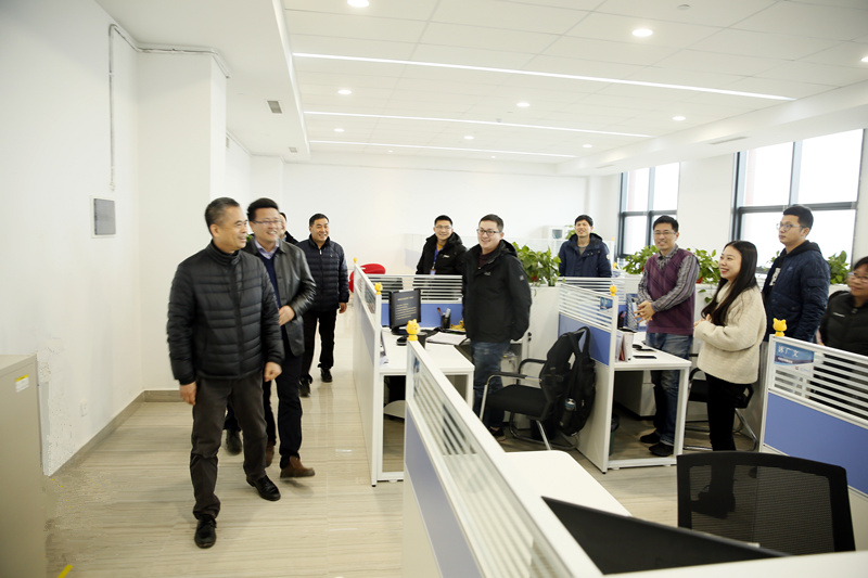 �۸����ʹ���